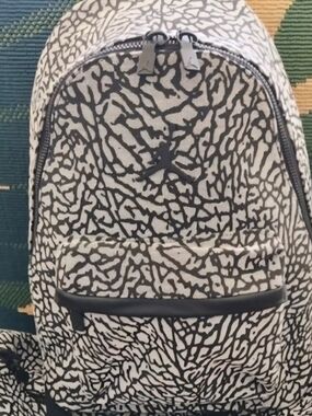 Jordan Icon Cement Print Backpack